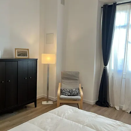Larios Guest house *